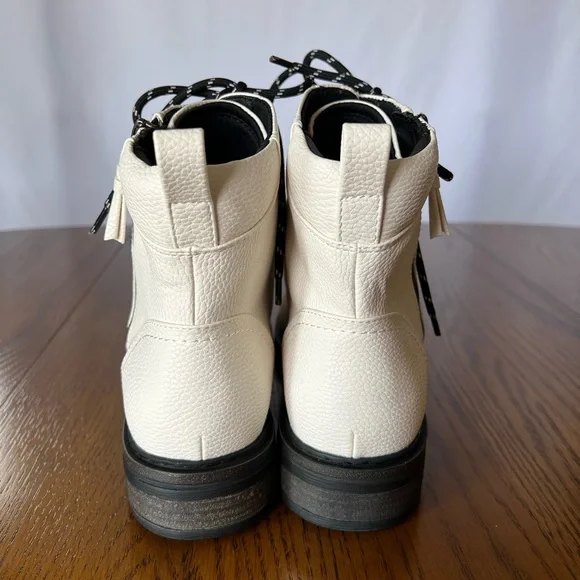 Baretraps Amysue Light Goth Combat Grunge Zip Cream White Ankle Boots Size 10 - Picture 6 of 8